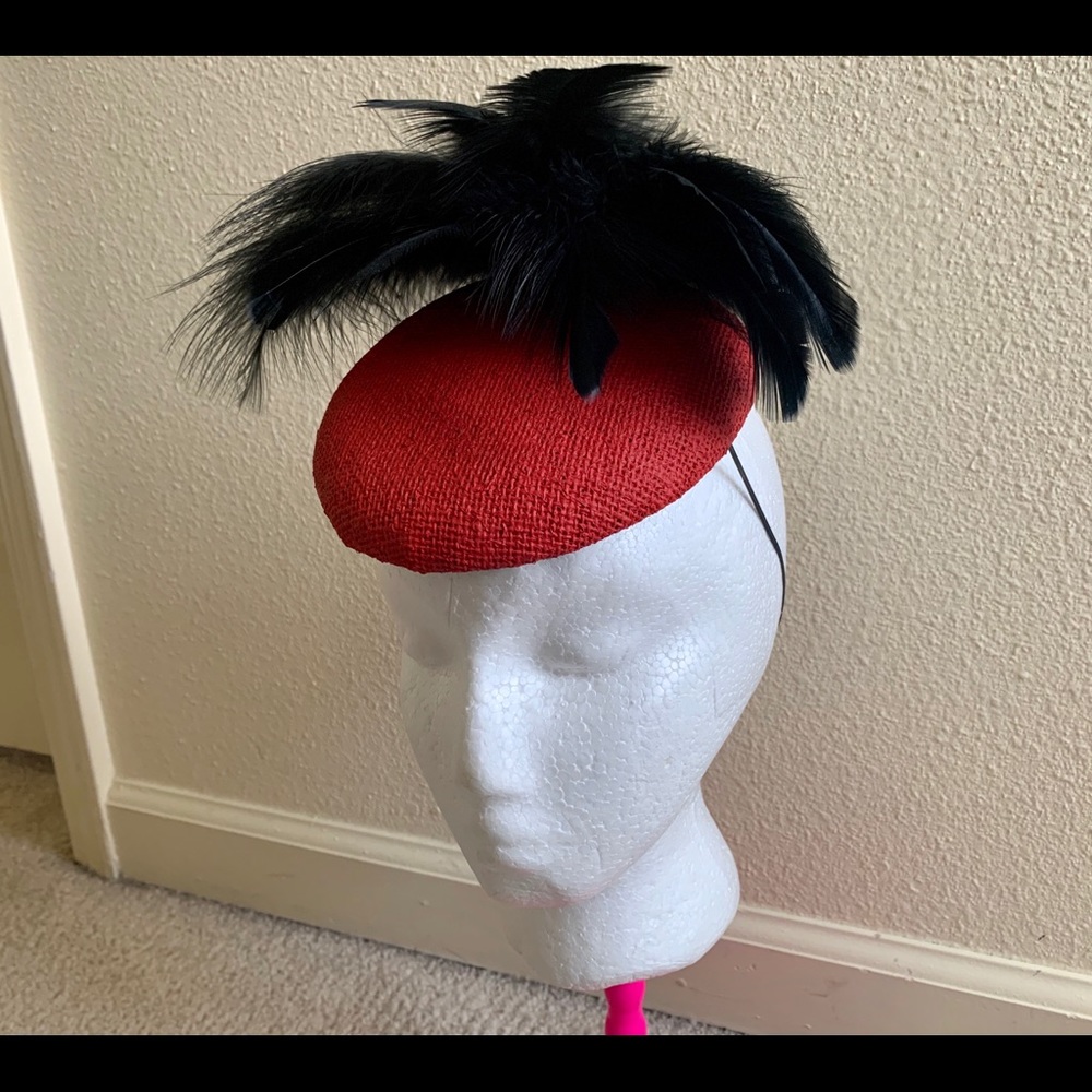 Fascinator hat elegant